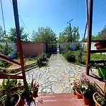 House Avlonya