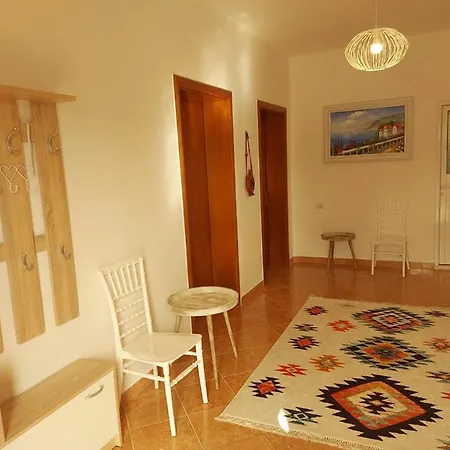 House * Vlorë