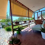 Сasa de vacaciones House