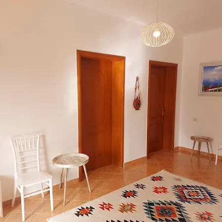 House 펜션 *