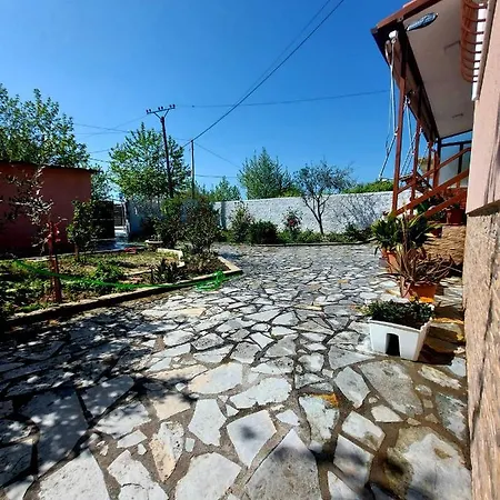House בית נופש *